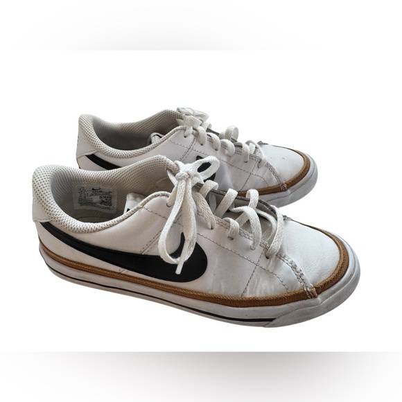 Nike Other - Nike Court Legacy Sneaker - Kids Size 3.5